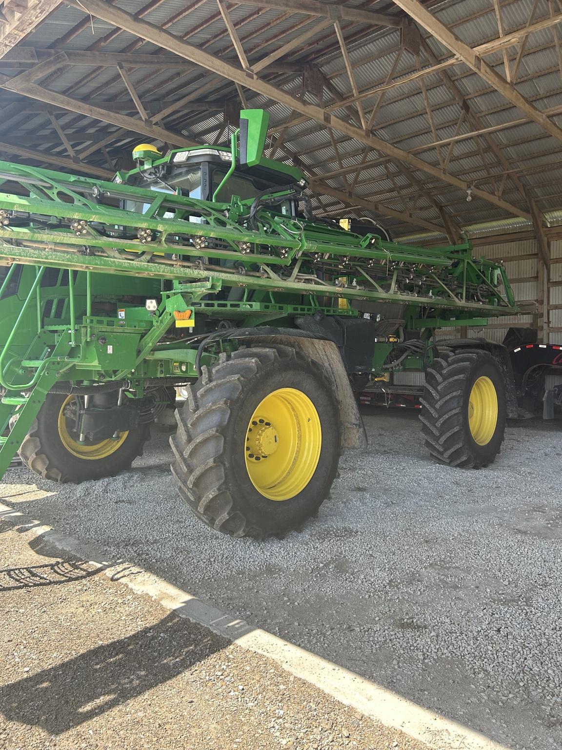 2022 John Deere 412R Image