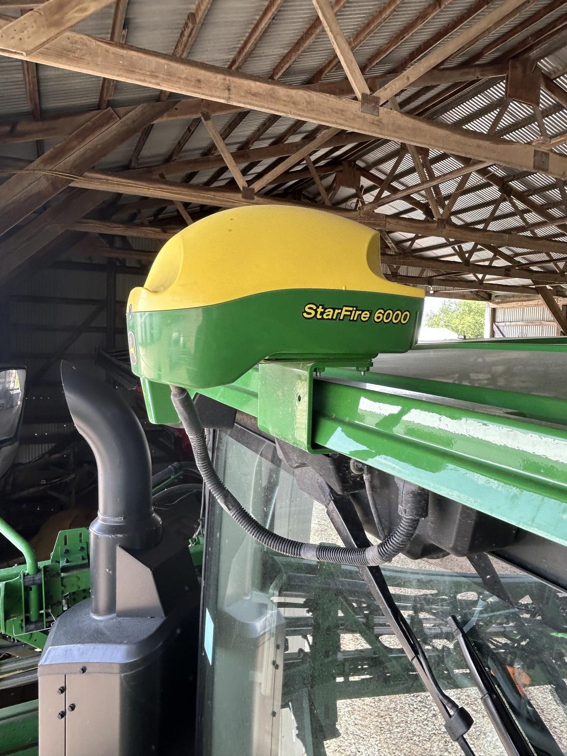 2022 John Deere 412R Image