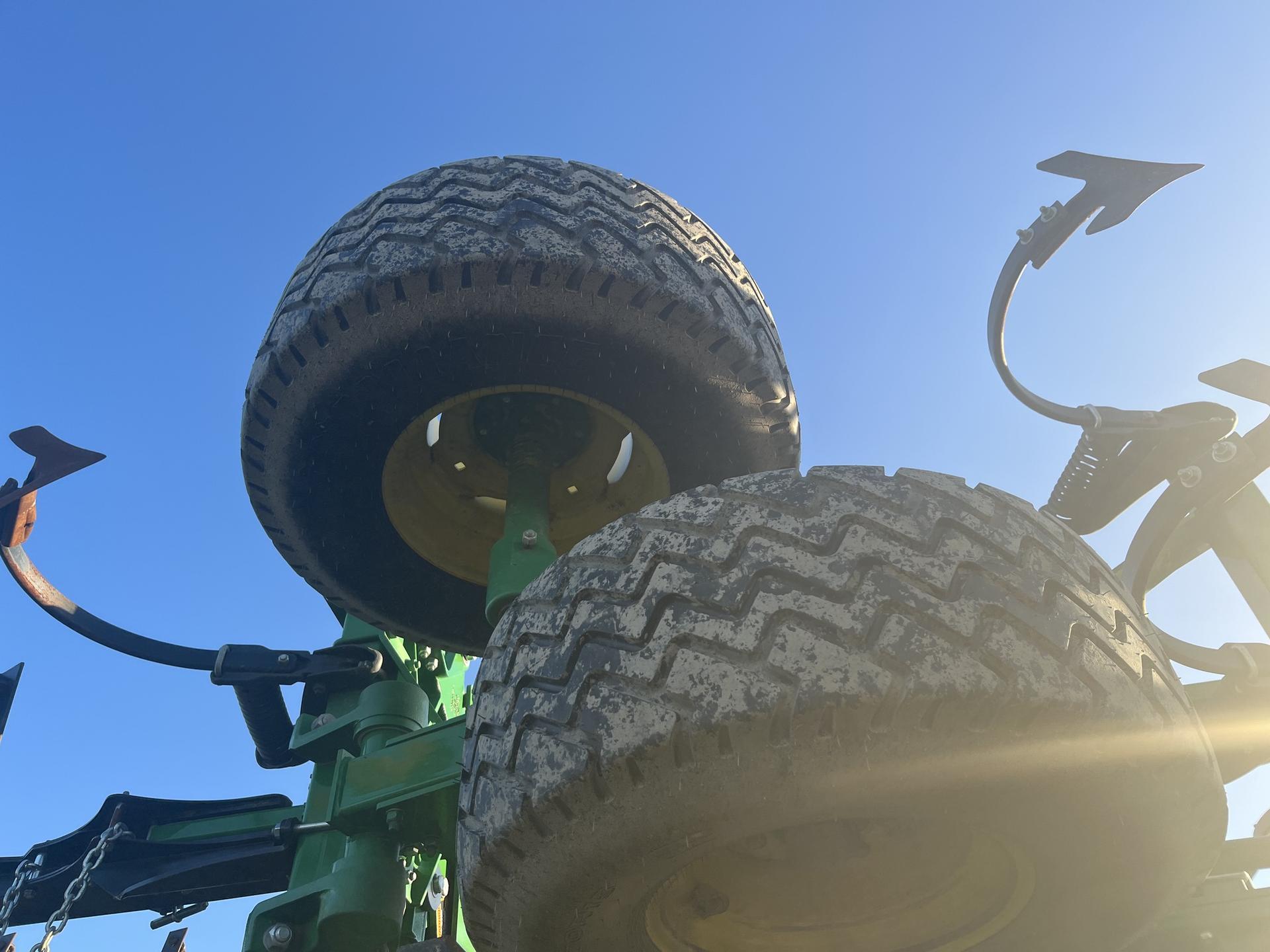 2022 John Deere 2230FH Image