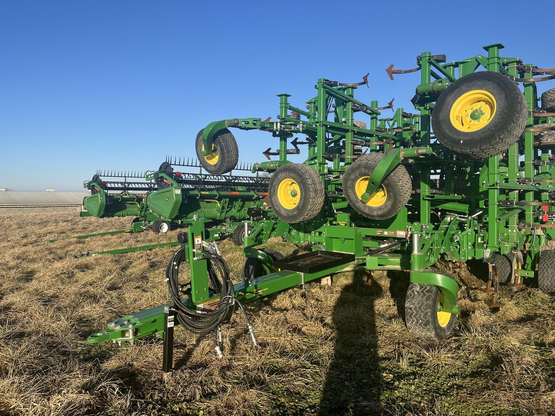 2022 John Deere 2230FH Image