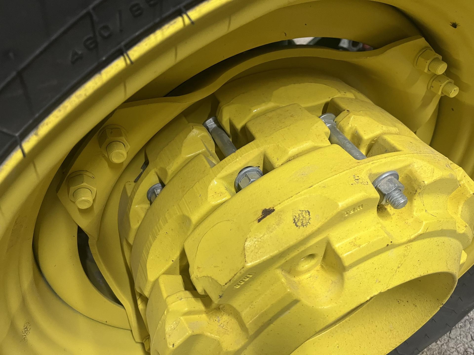 2021 John Deere 5100M Image