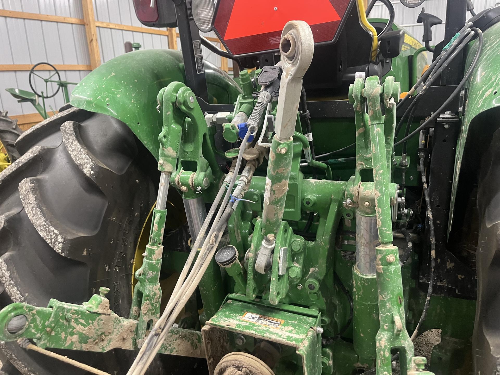2021 John Deere 5100M Image