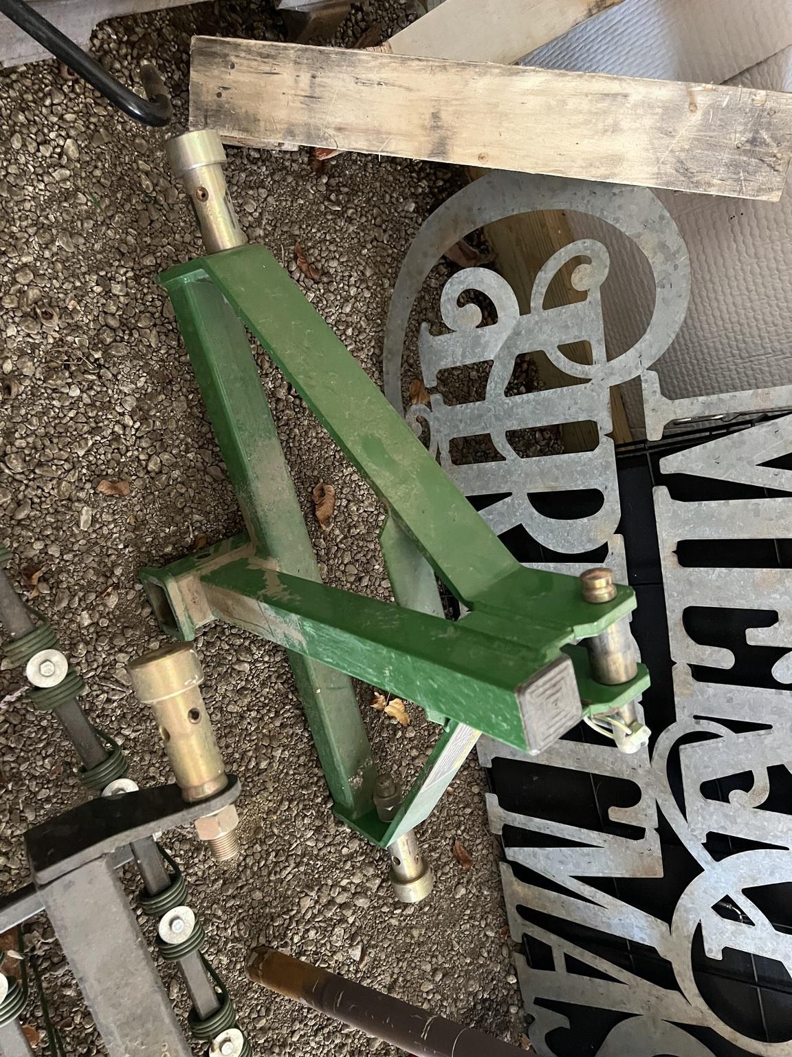 2020 John Deere 1025R Image