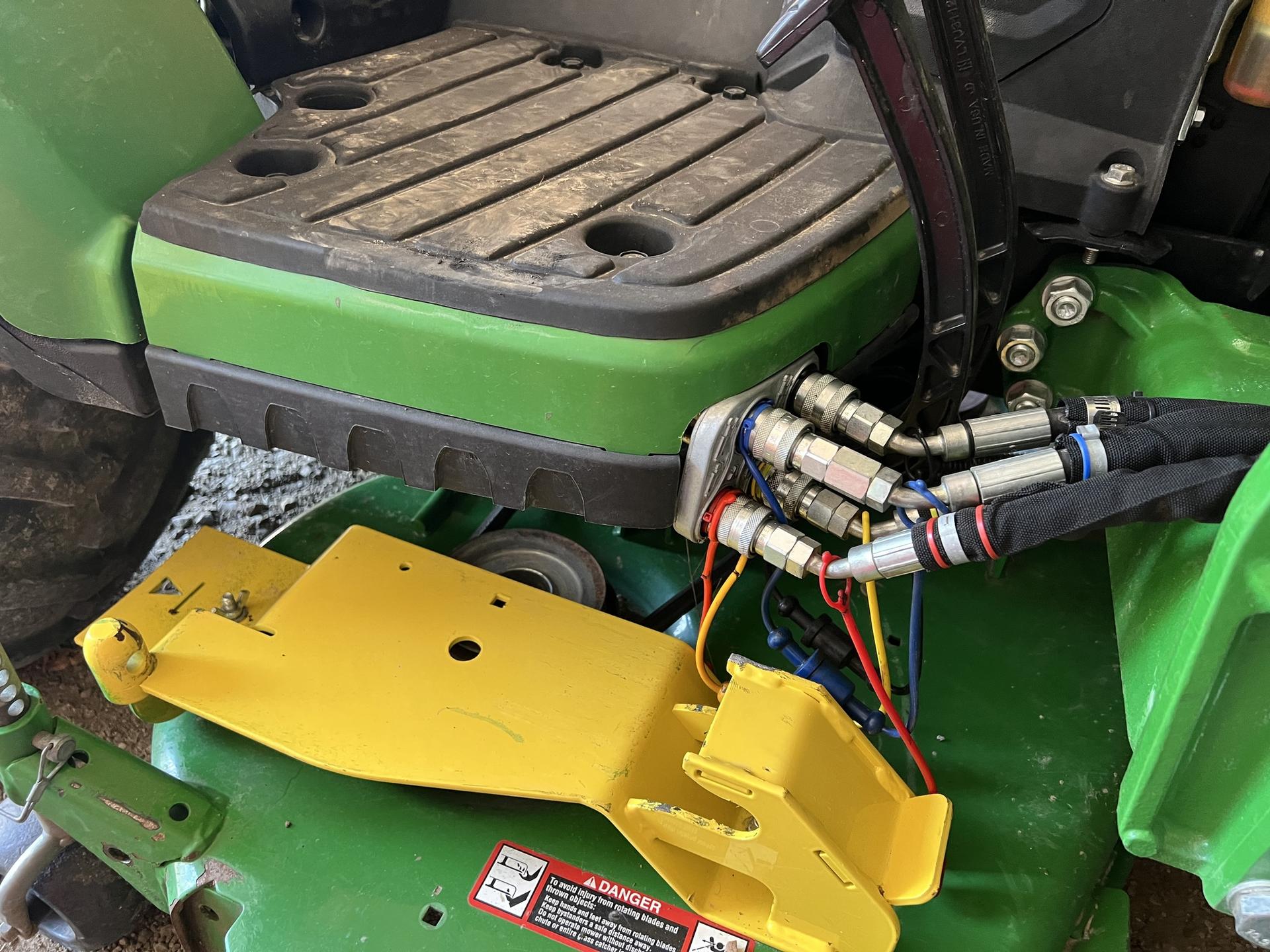 2020 John Deere 1025R Image