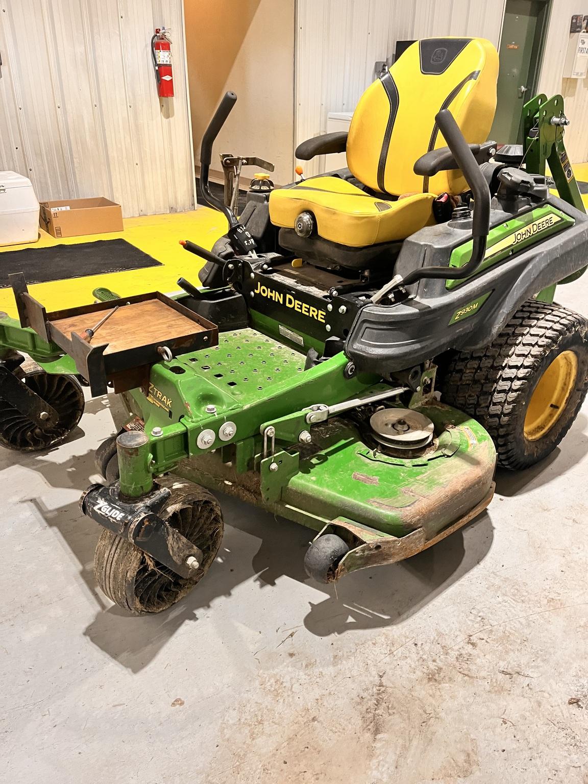 2022 John Deere Z930M Image