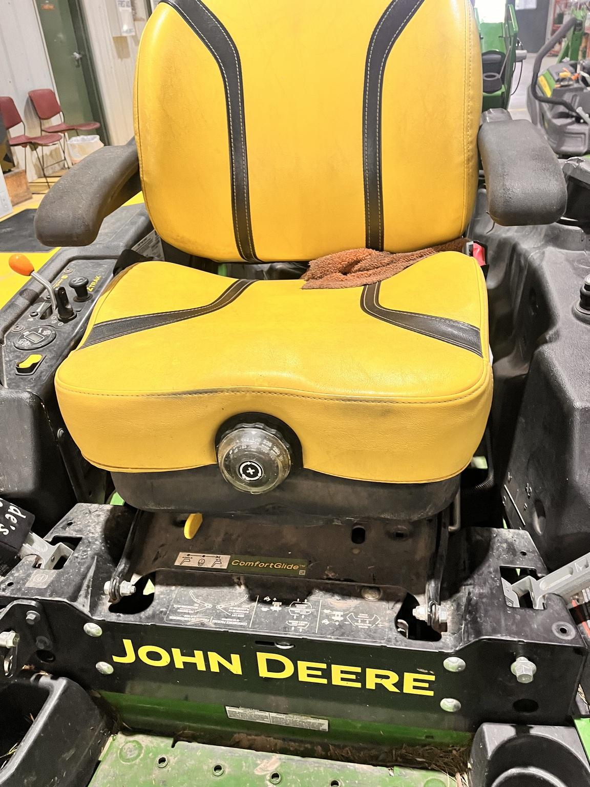 2022 John Deere Z930M Image
