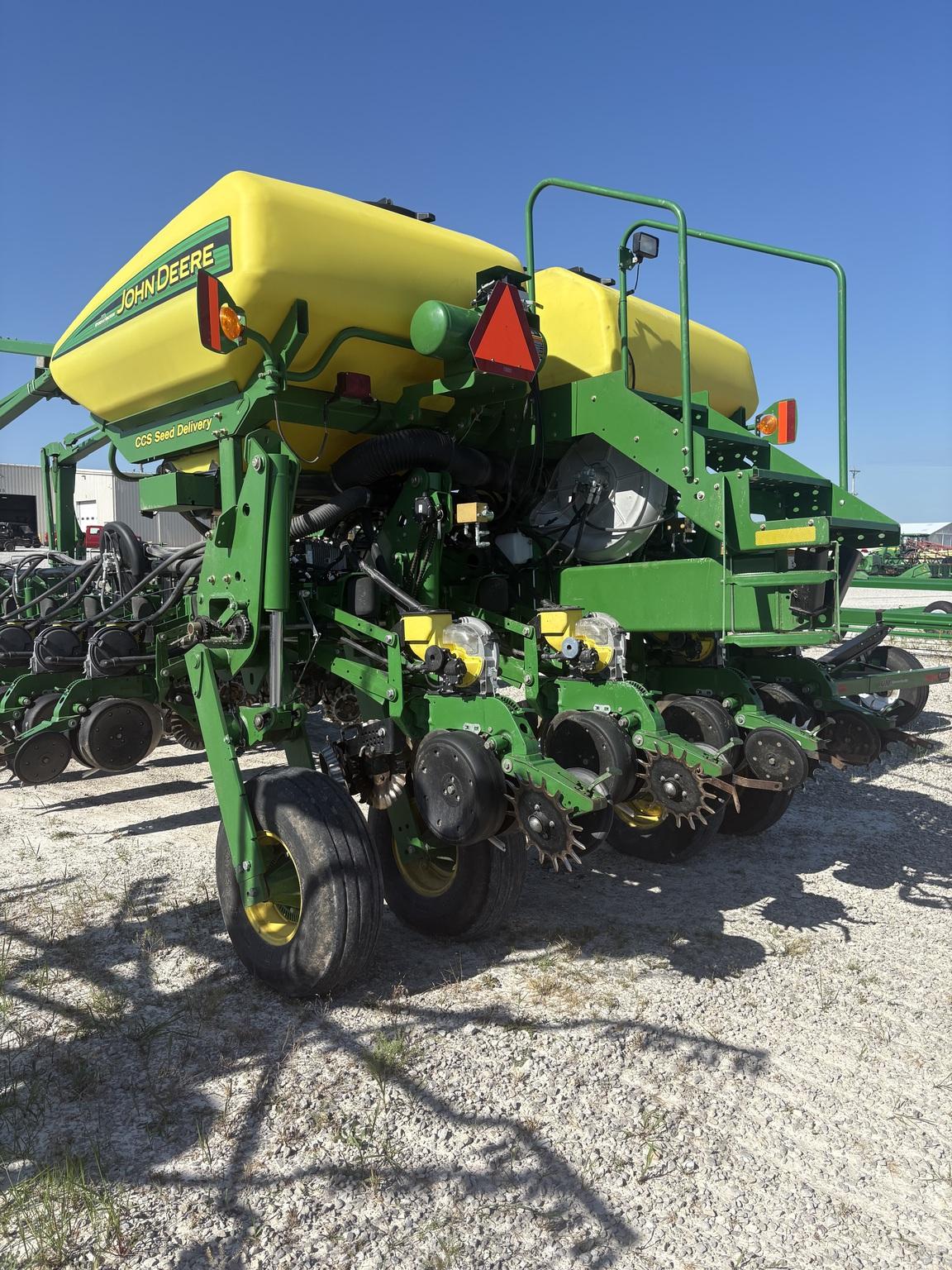 2011 John Deere 1770NT CCS Image