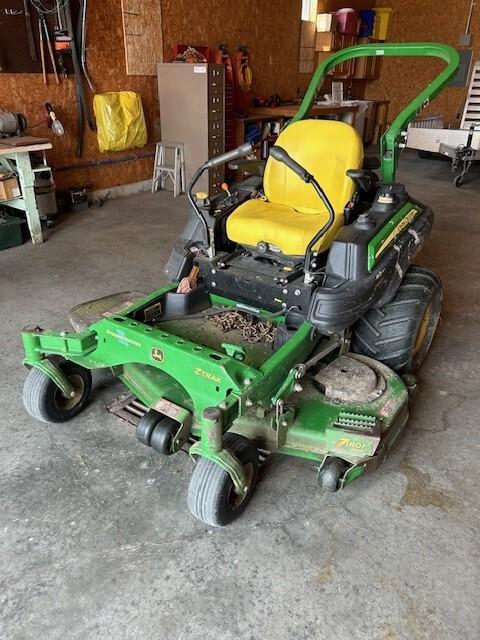 2016 John Deere Z950R Image