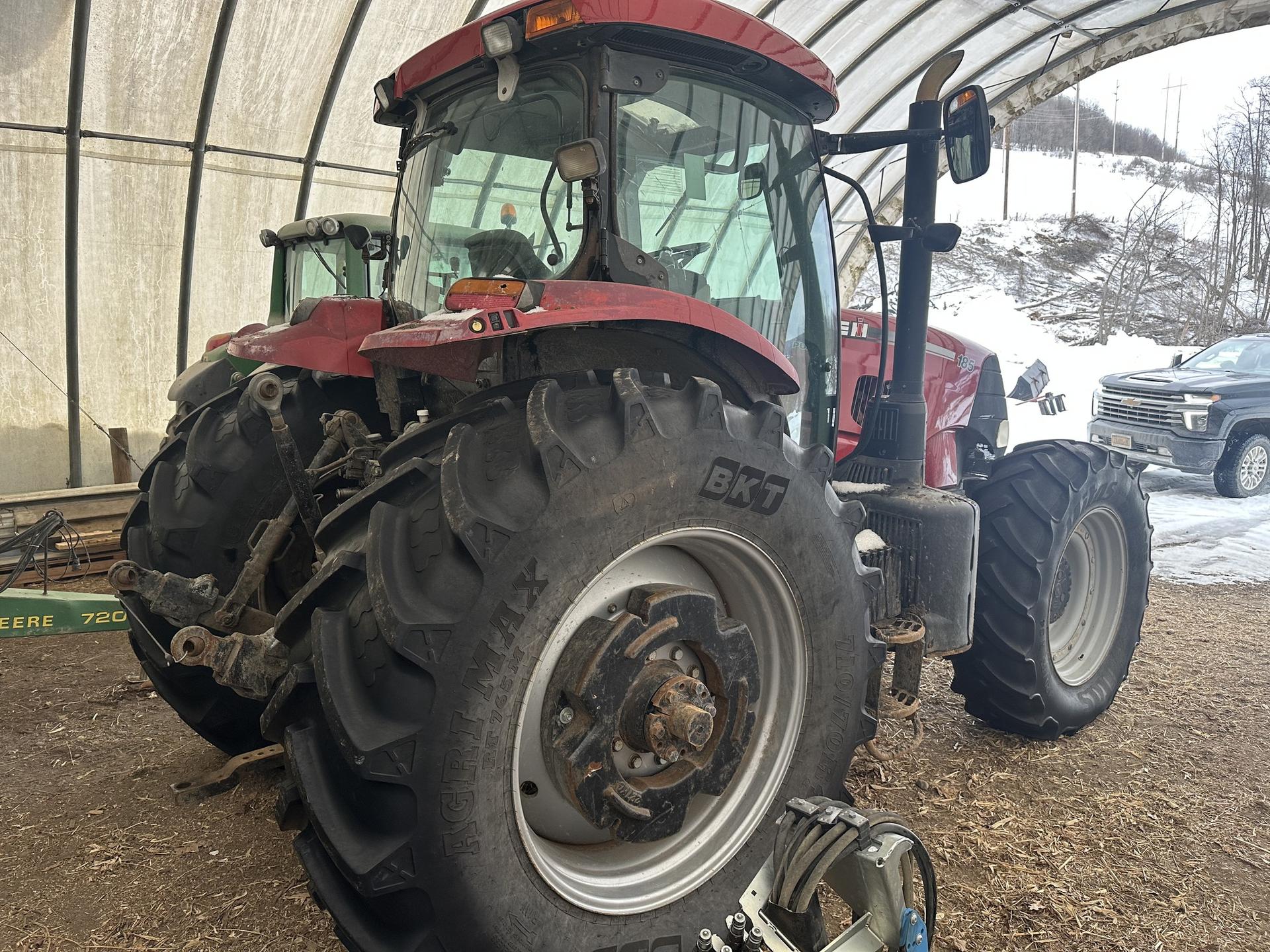 2015 Case IH Puma 185 Image