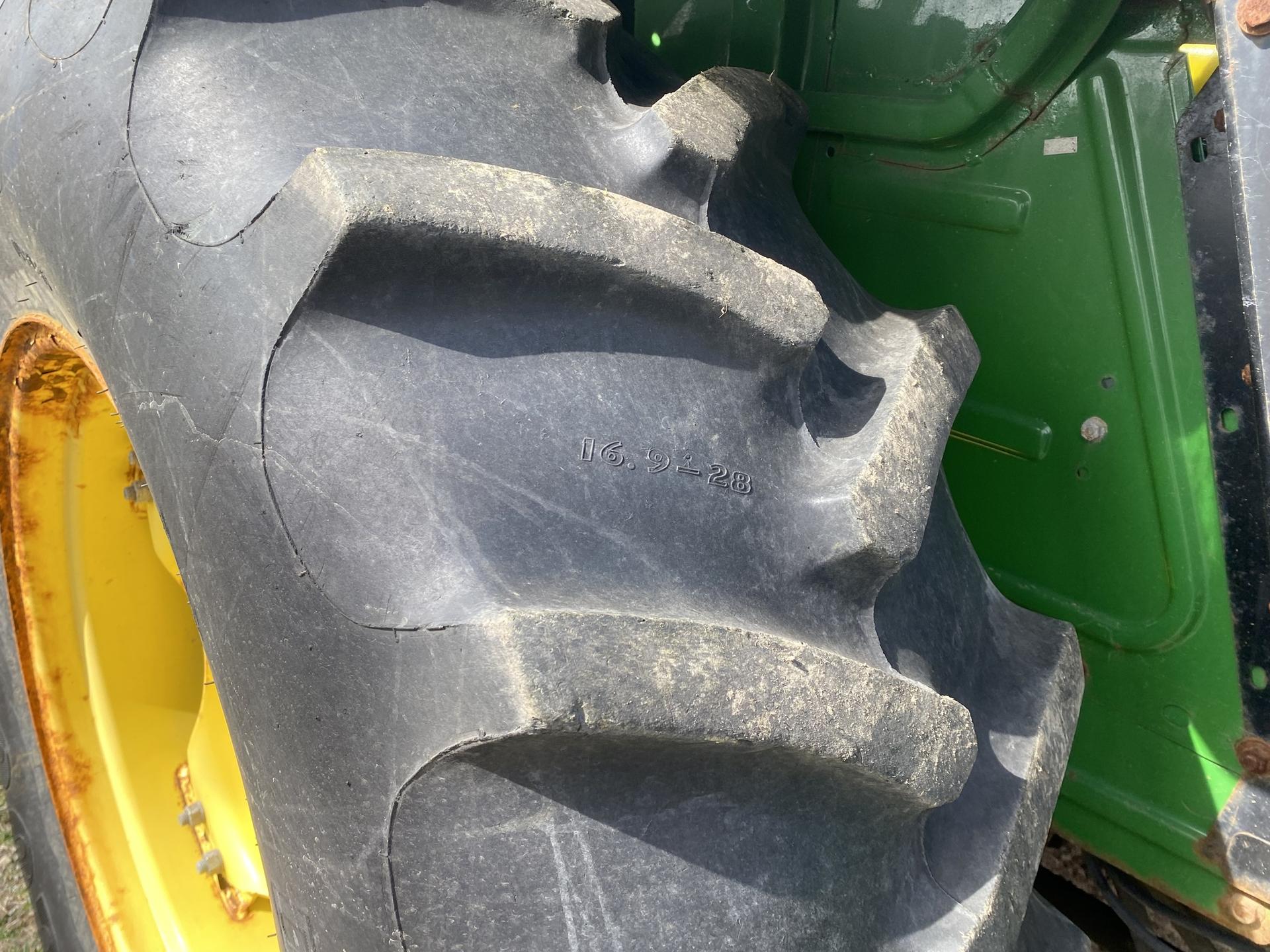 2011 John Deere 5045E Image