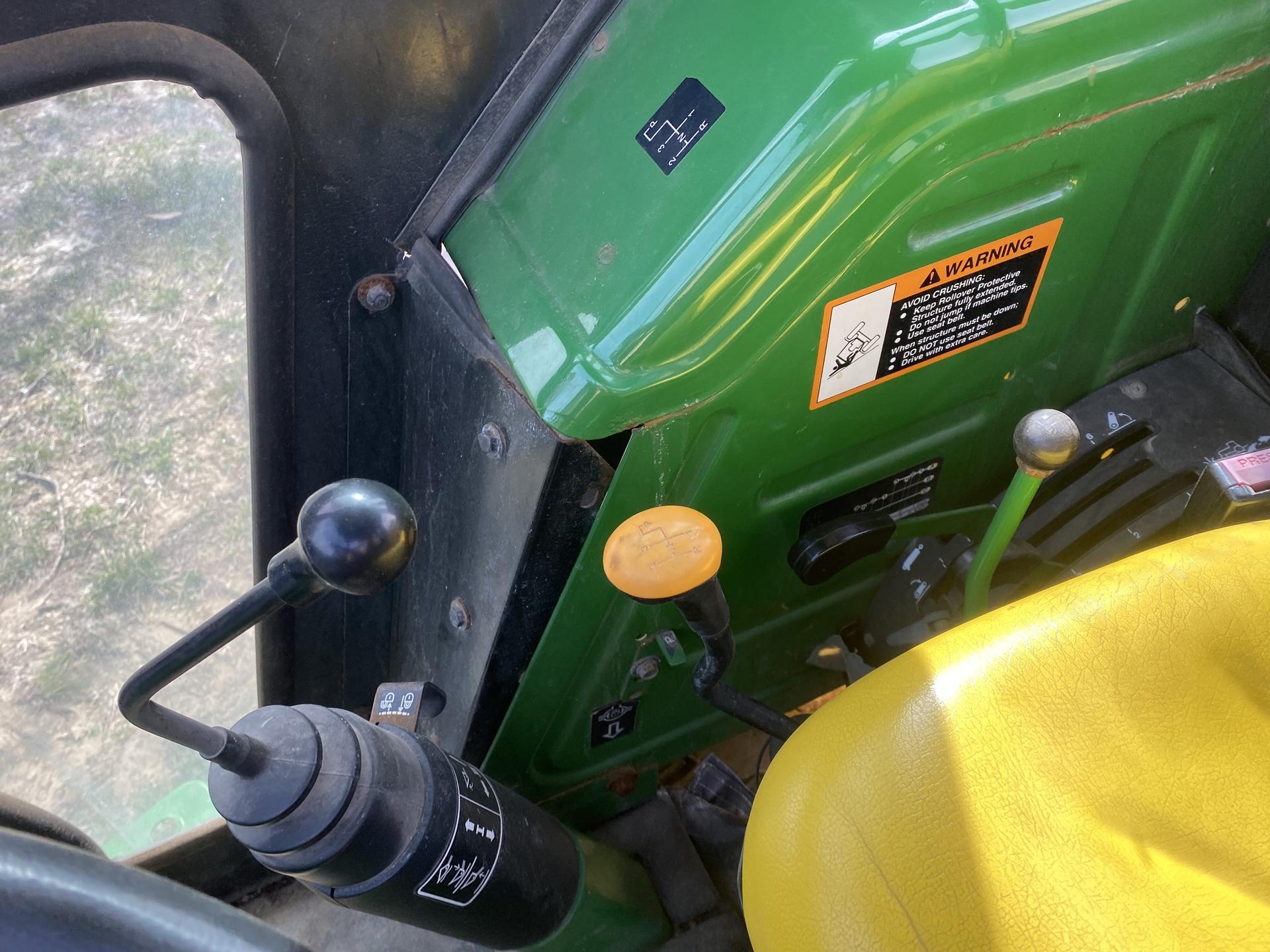 2011 John Deere 5045E Image