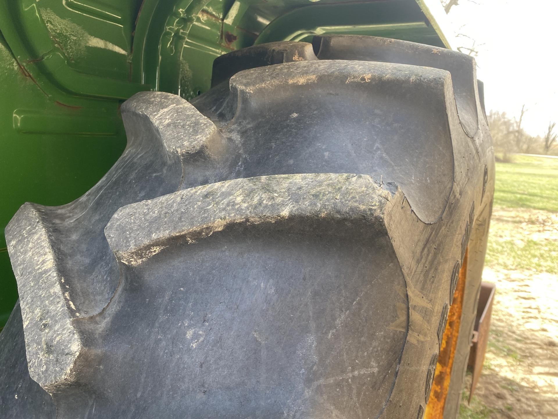 2011 John Deere 5045E Image