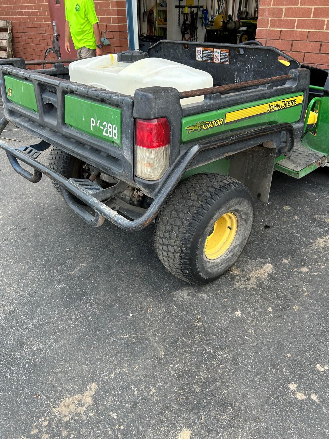 2013 John Deere 4X2 Image