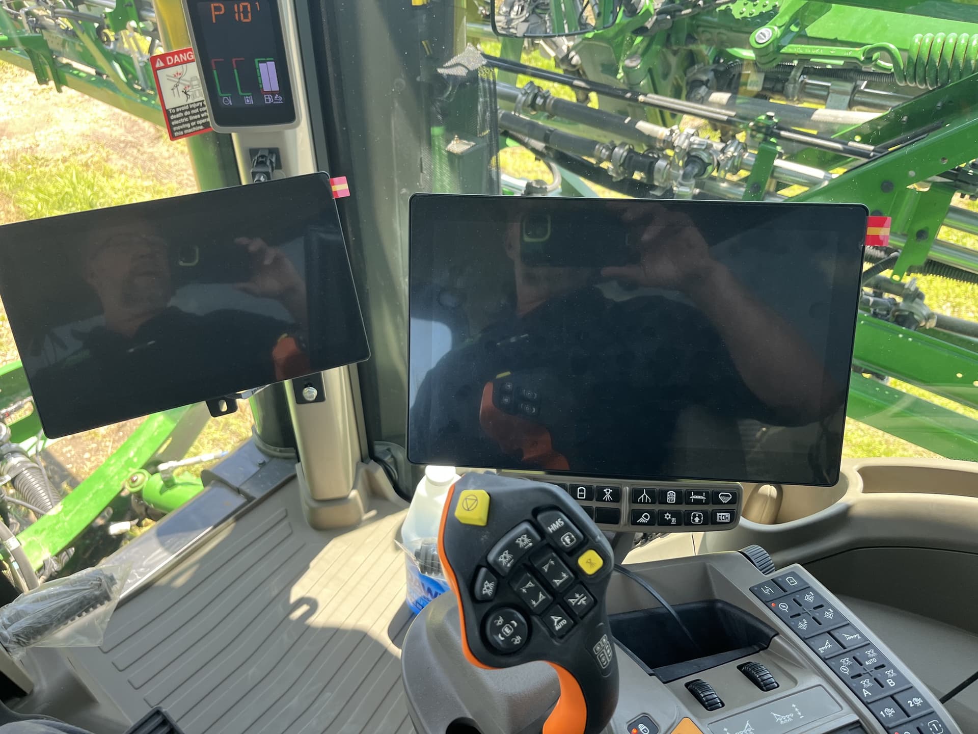 2025 John Deere 412R Image
