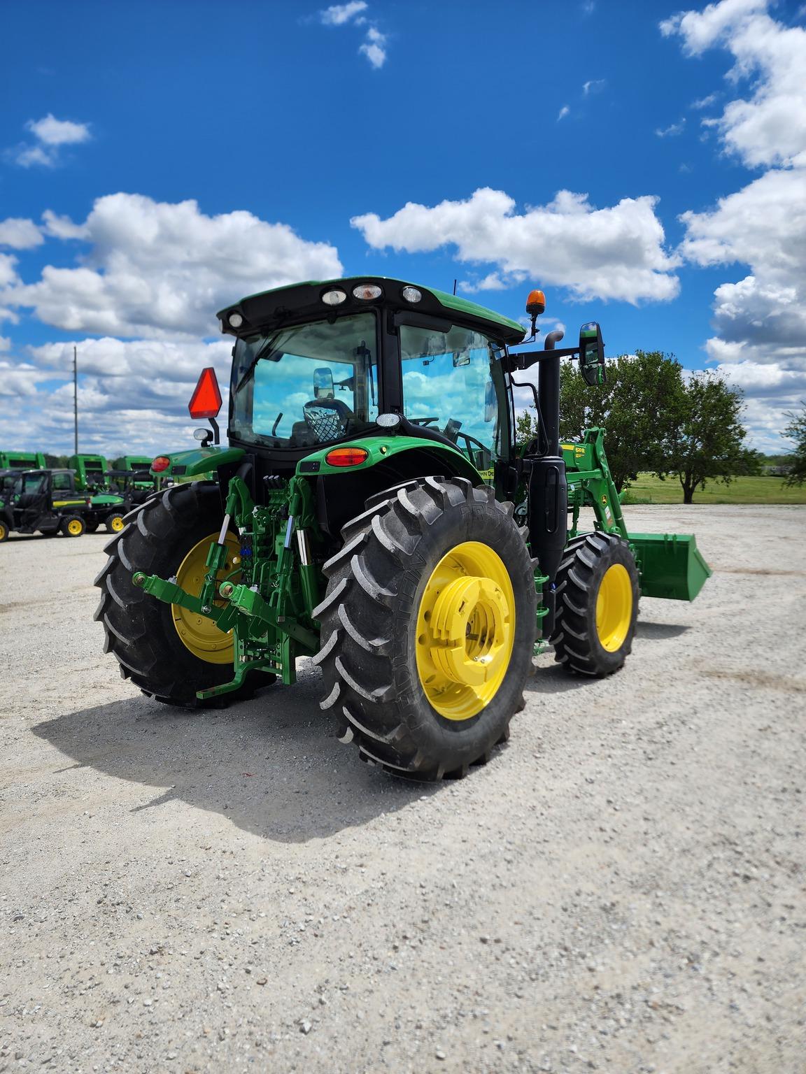 2023 John Deere 6R 120 Image