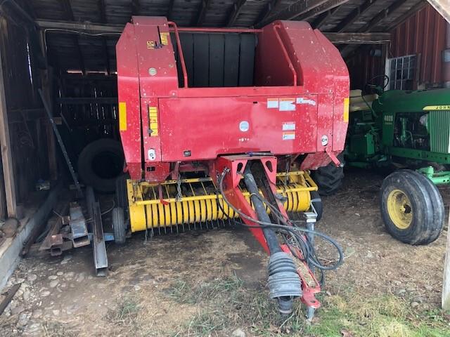 2011 New Holland BR7060 Image