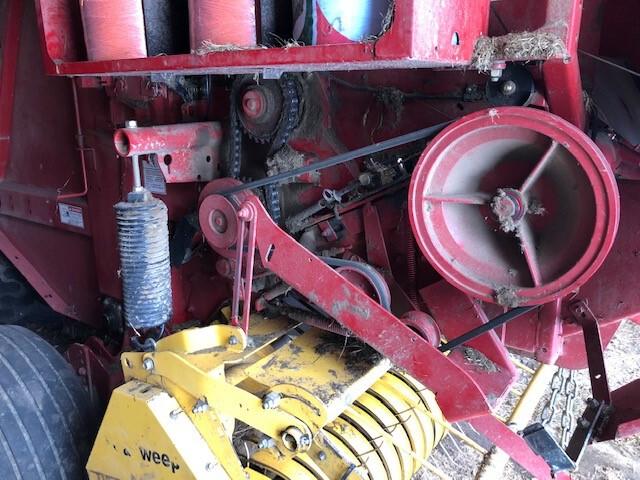 2011 New Holland BR7060 Image