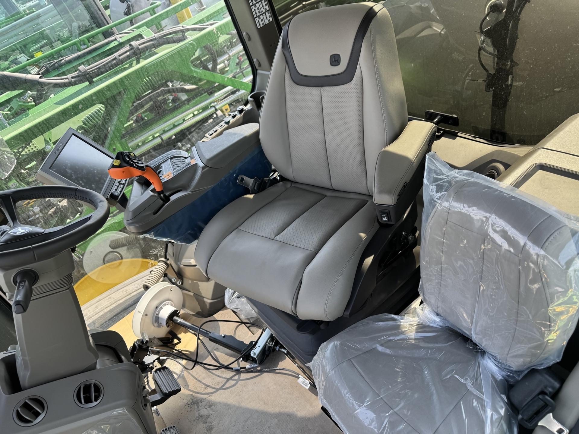 2024 John Deere 408R Image