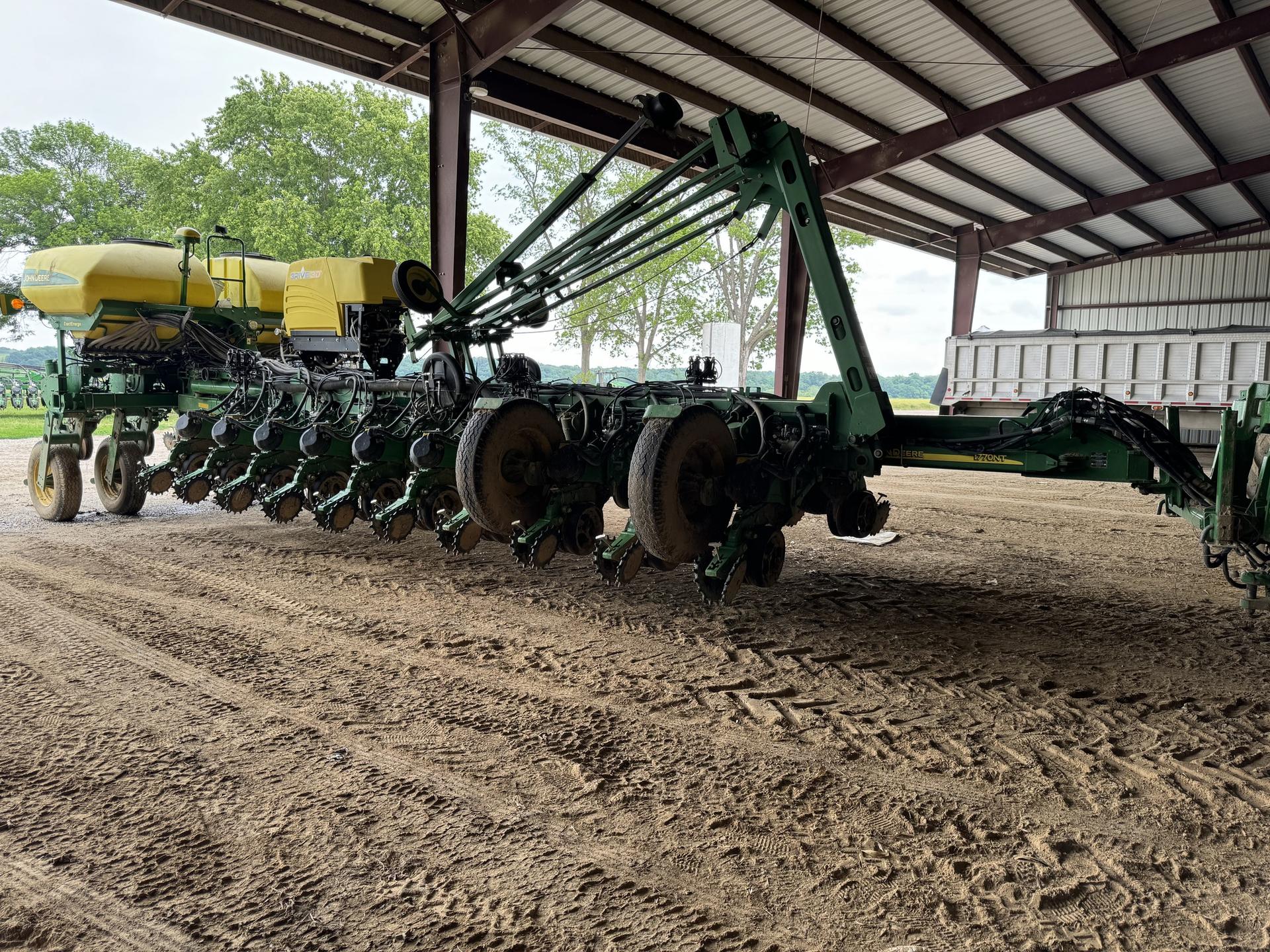 2014 John Deere 1770NT Image