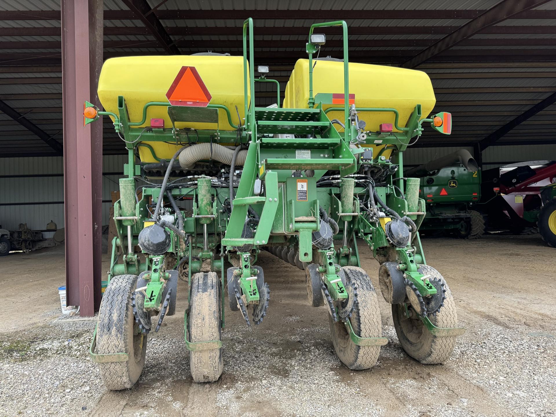 2014 John Deere 1770NT Image