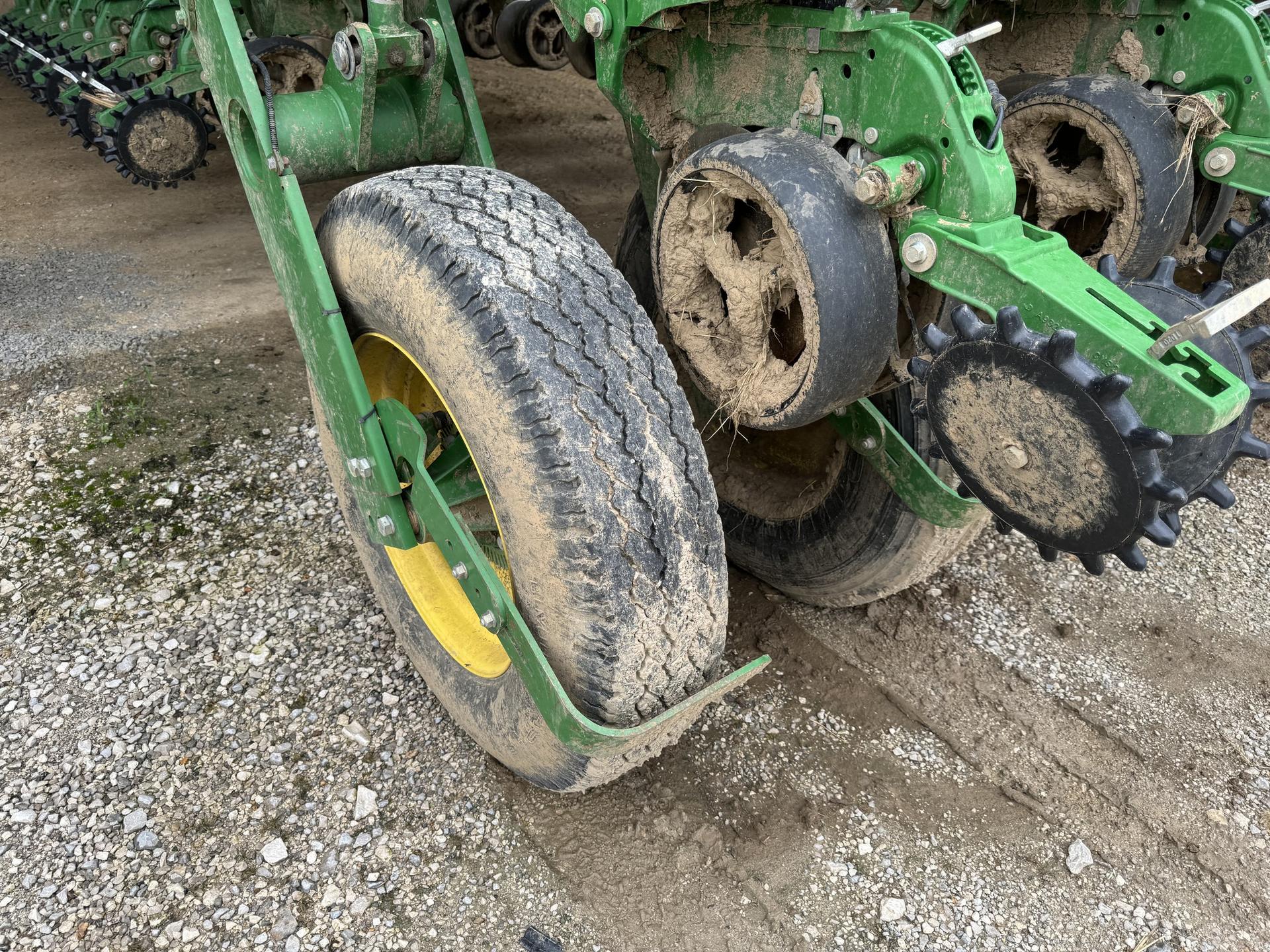 2014 John Deere 1770NT Image