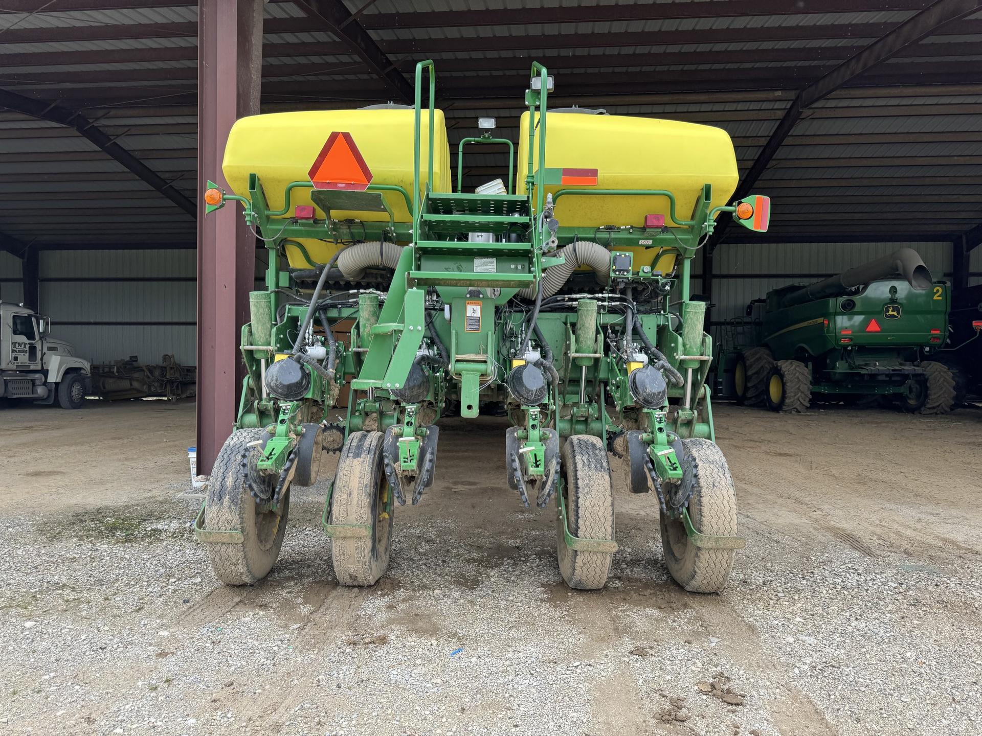 2014 John Deere 1770NT Image