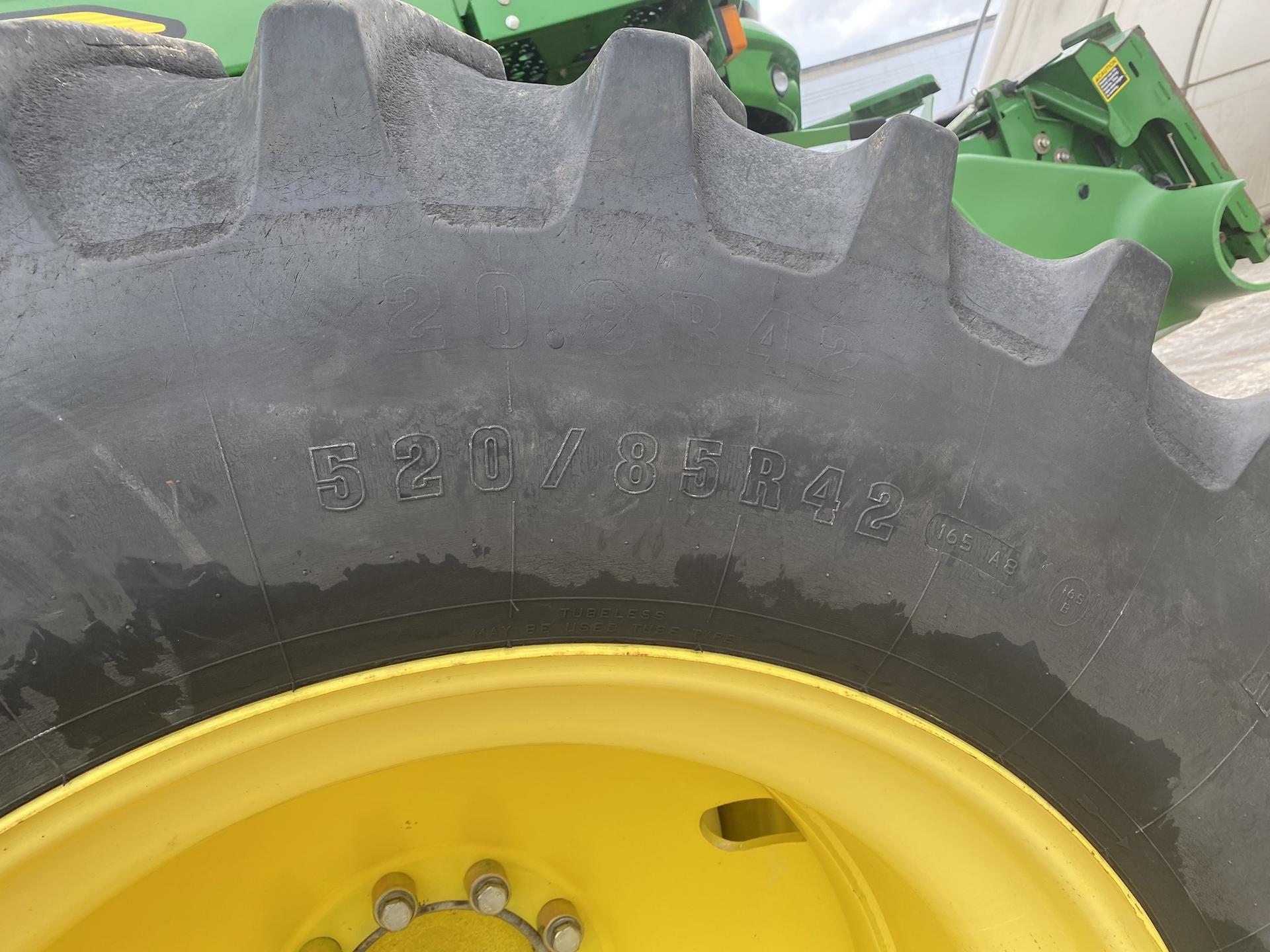 2013 John Deere S690 Image