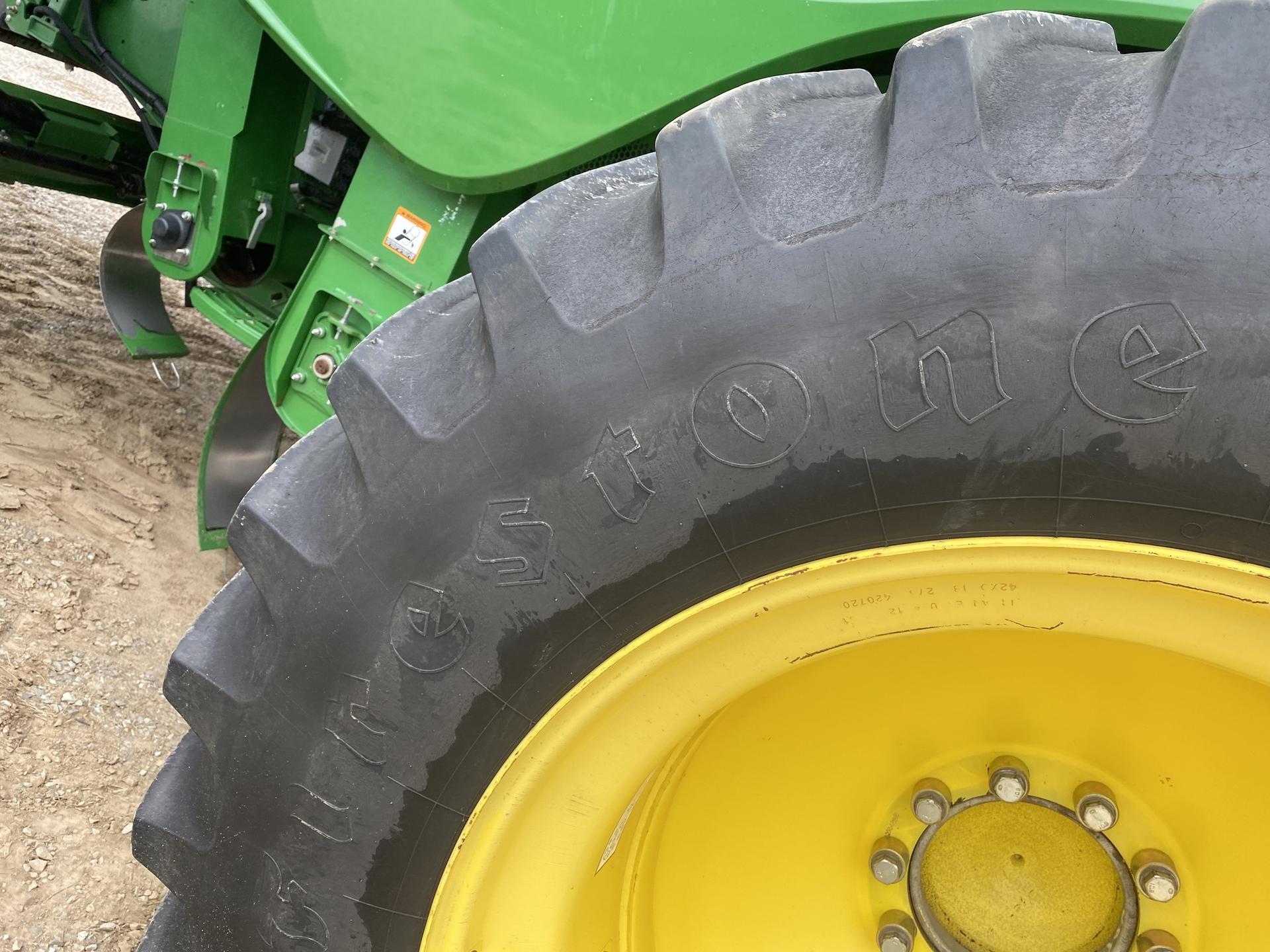2013 John Deere S690 Image