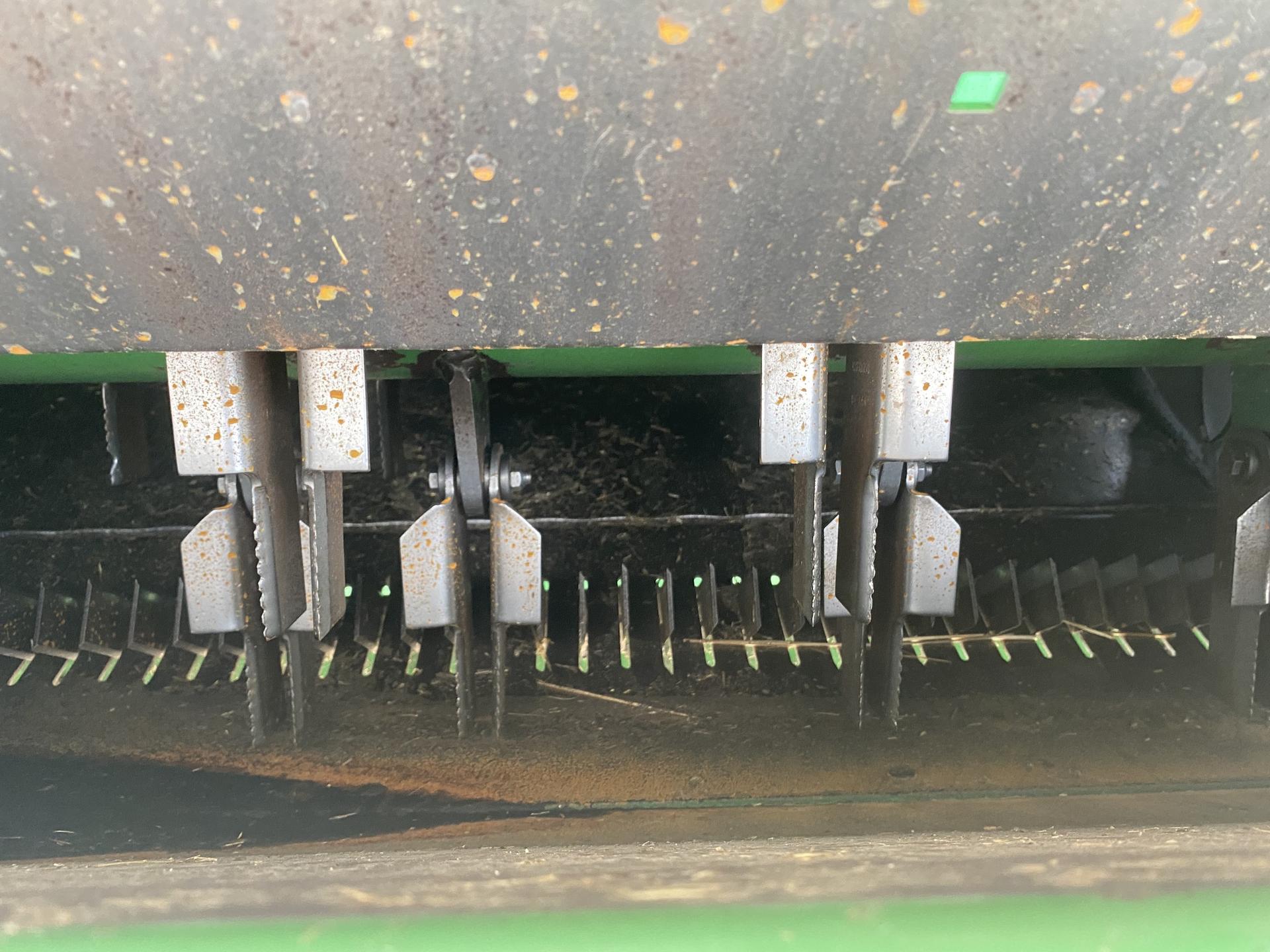 2013 John Deere S690 Image