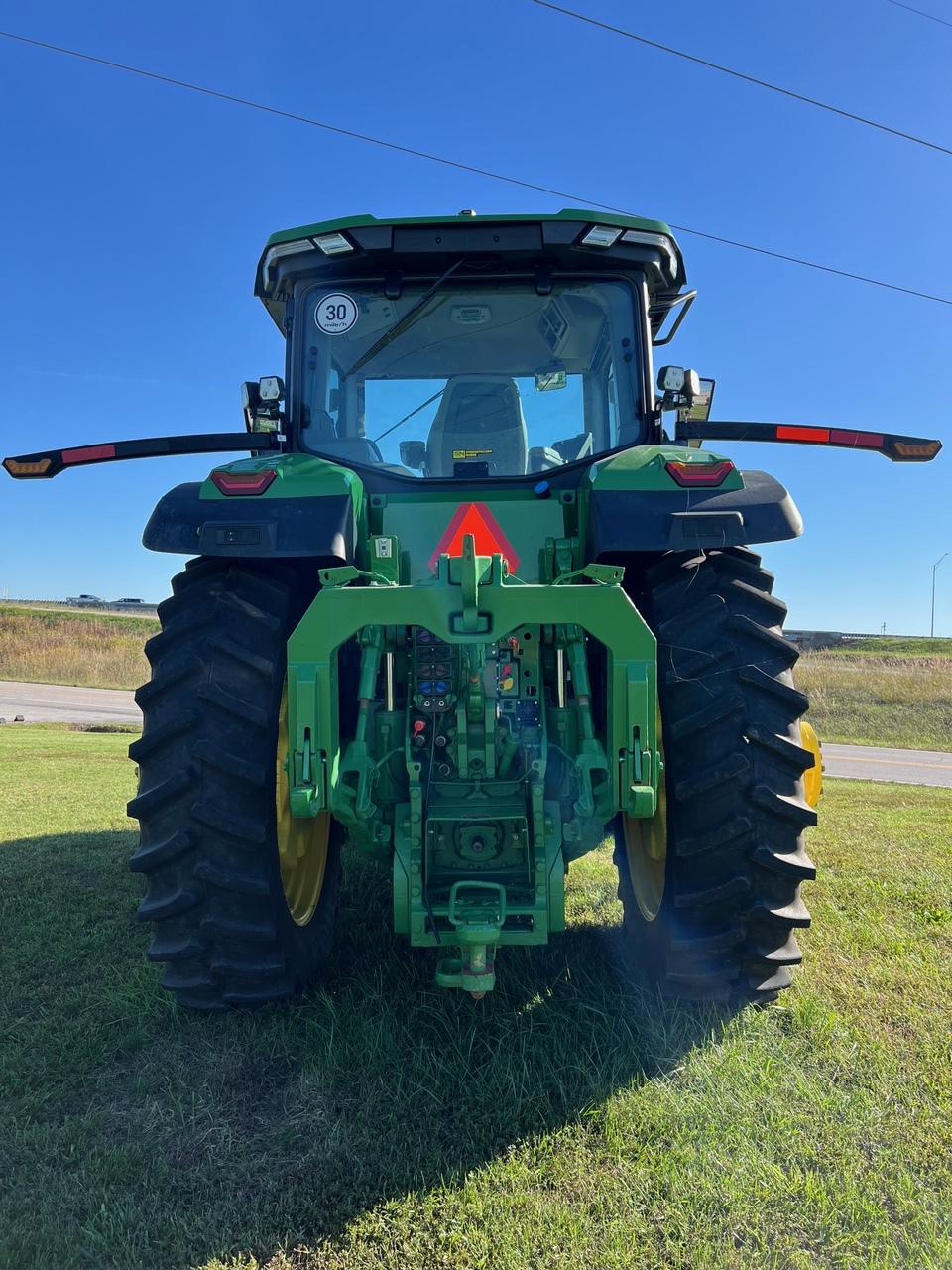 2023 John Deere 8R 410 Image