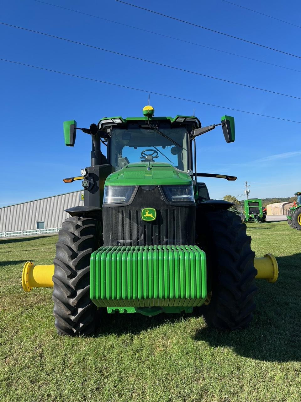 2023 John Deere 8R 410 Image