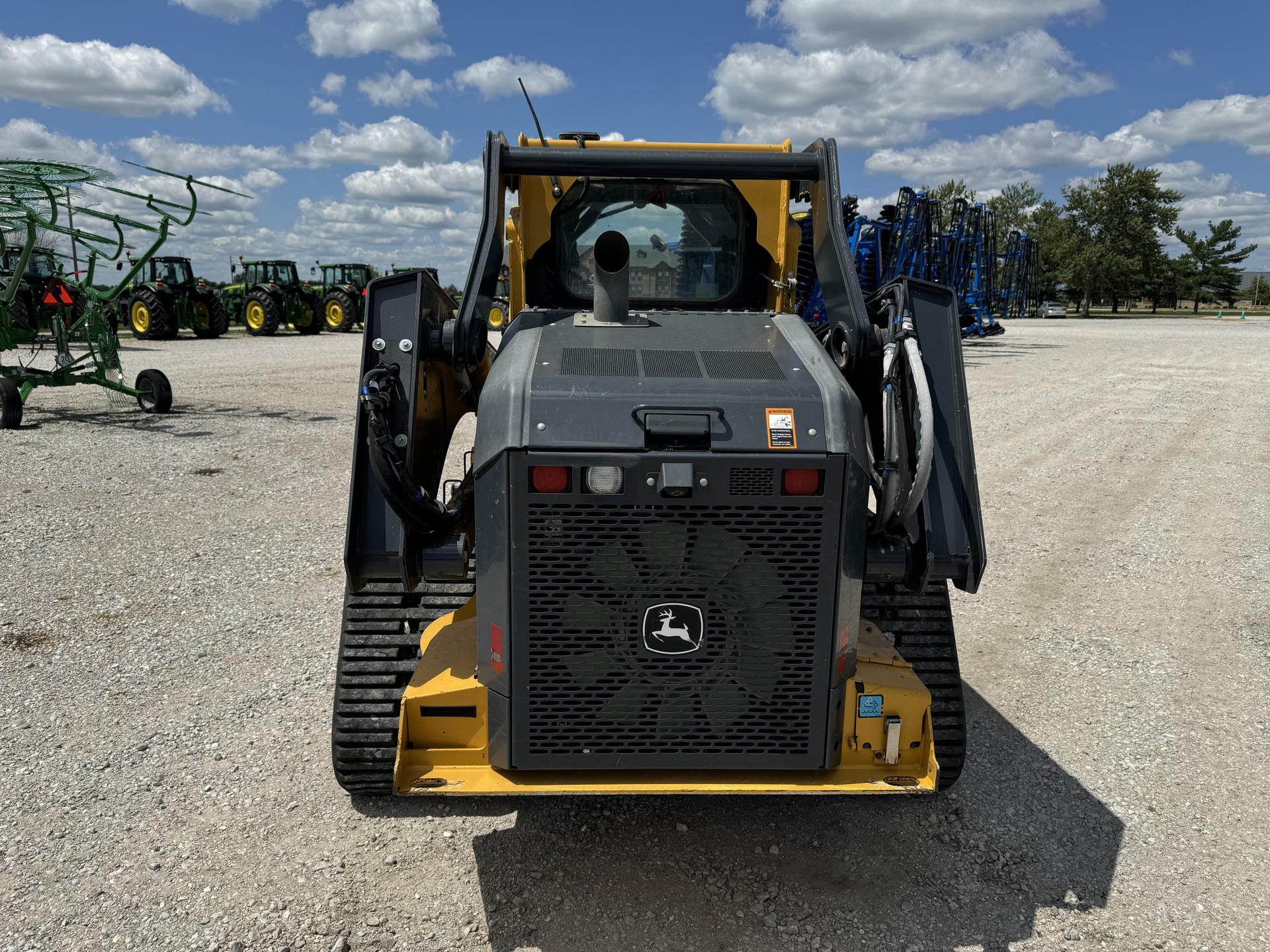 2021 John Deere 333G Image