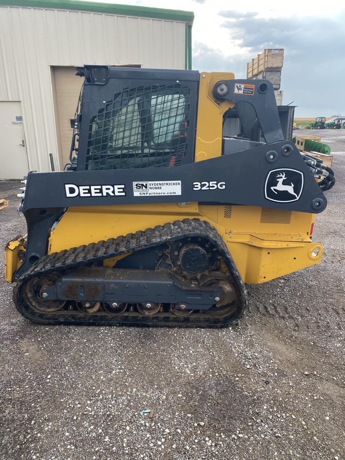 2023 John Deere 325G Image