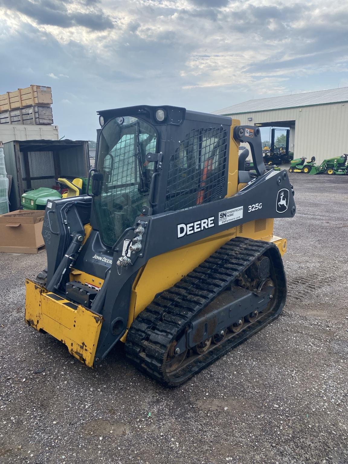 2023 John Deere 325G Image