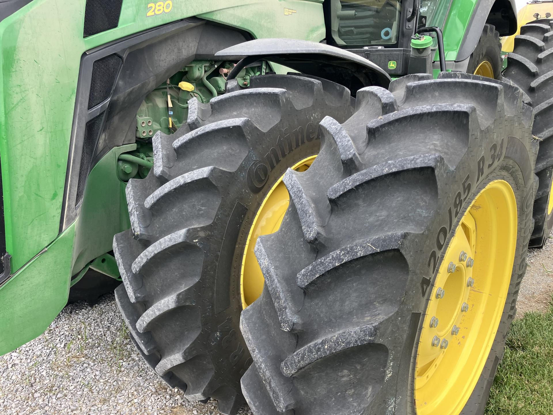 2024 John Deere 8R 280 Image