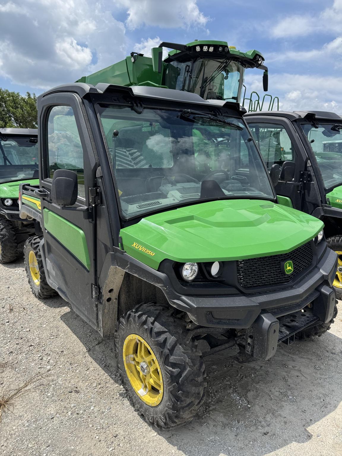 2024 John Deere XUV 835M Image