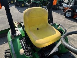 2004 John Deere 2210 Image