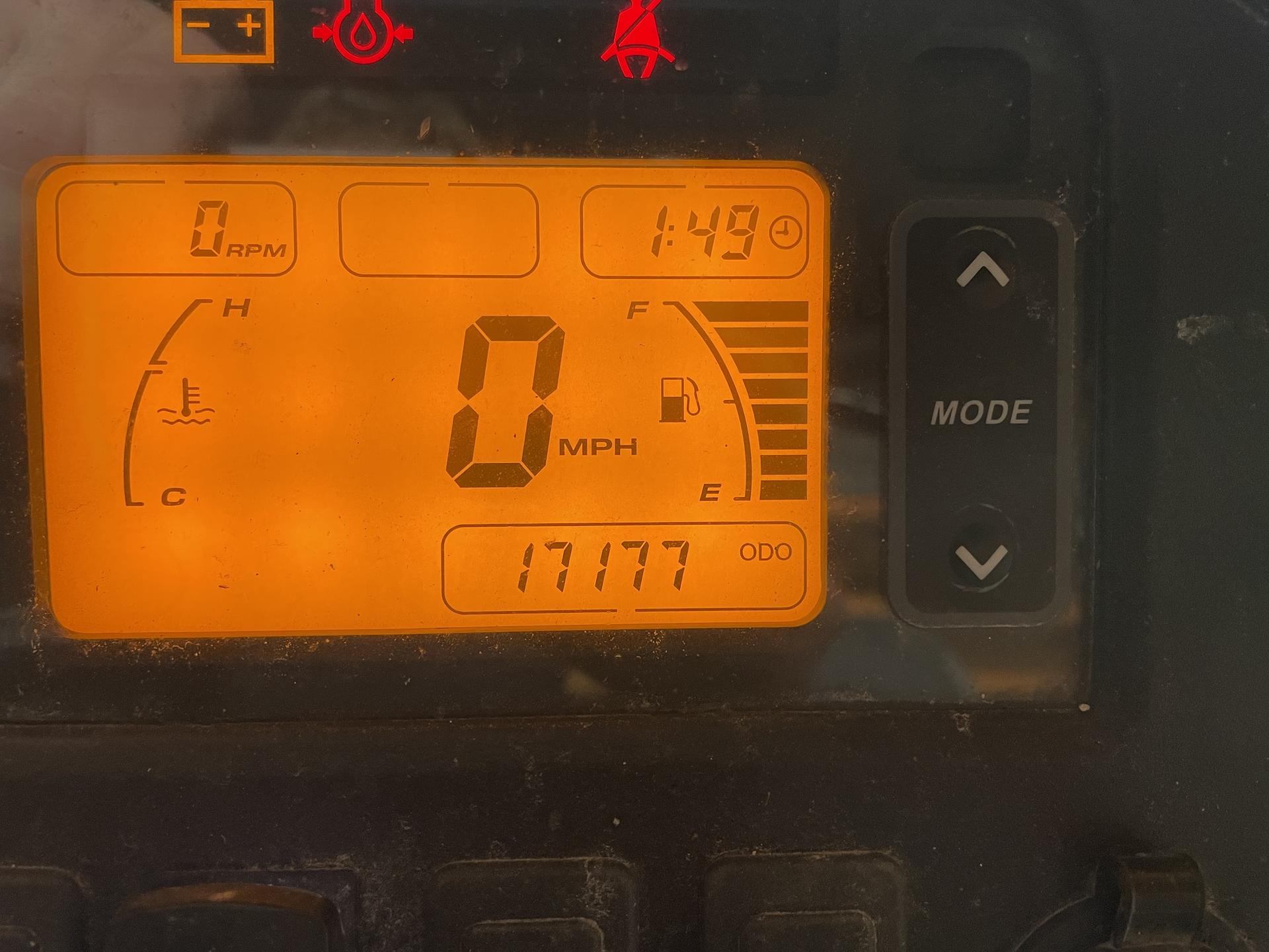 2017 John Deere XUV 825I OLIVE Image