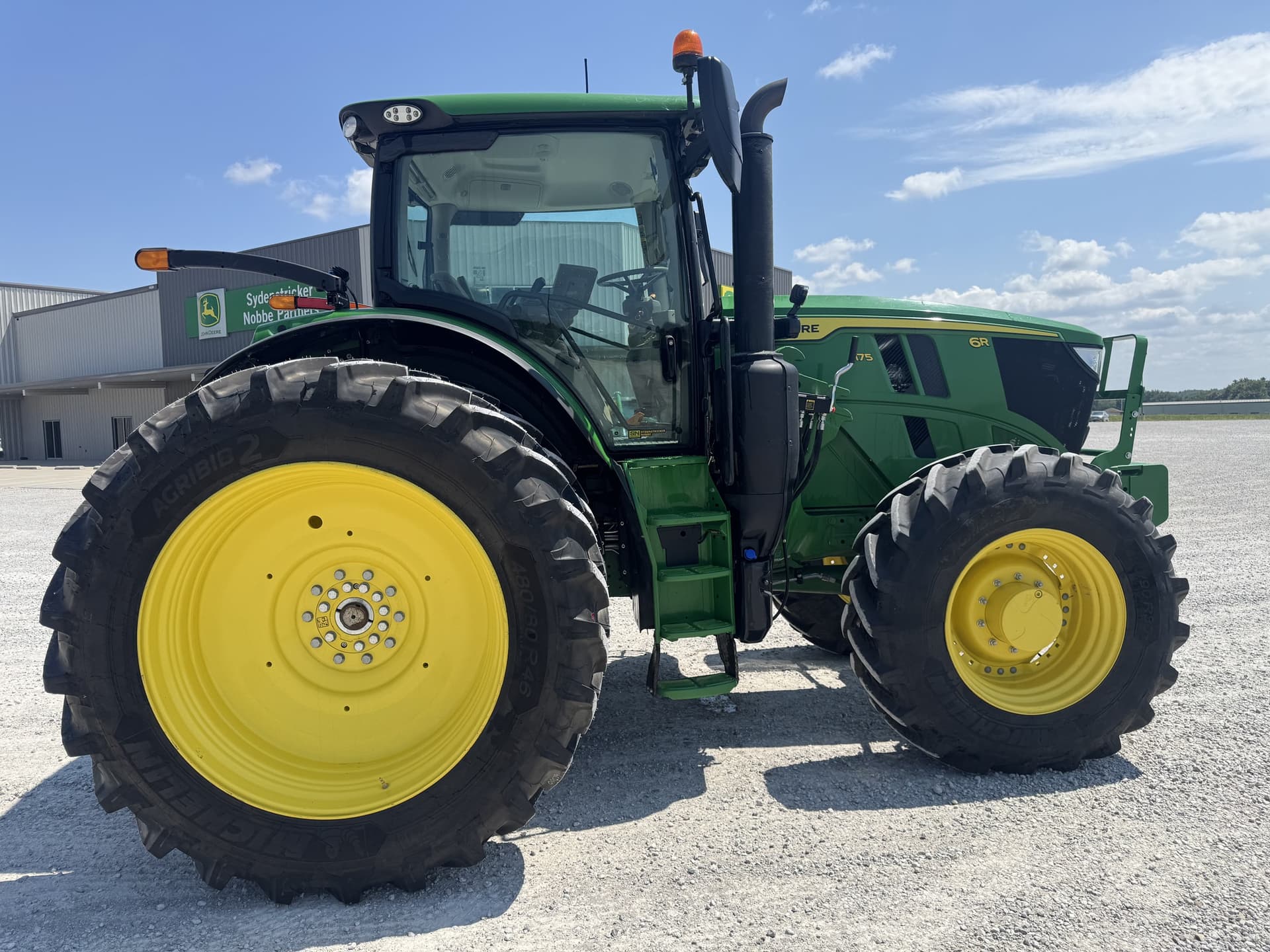 2023 John Deere 6R 175 Image