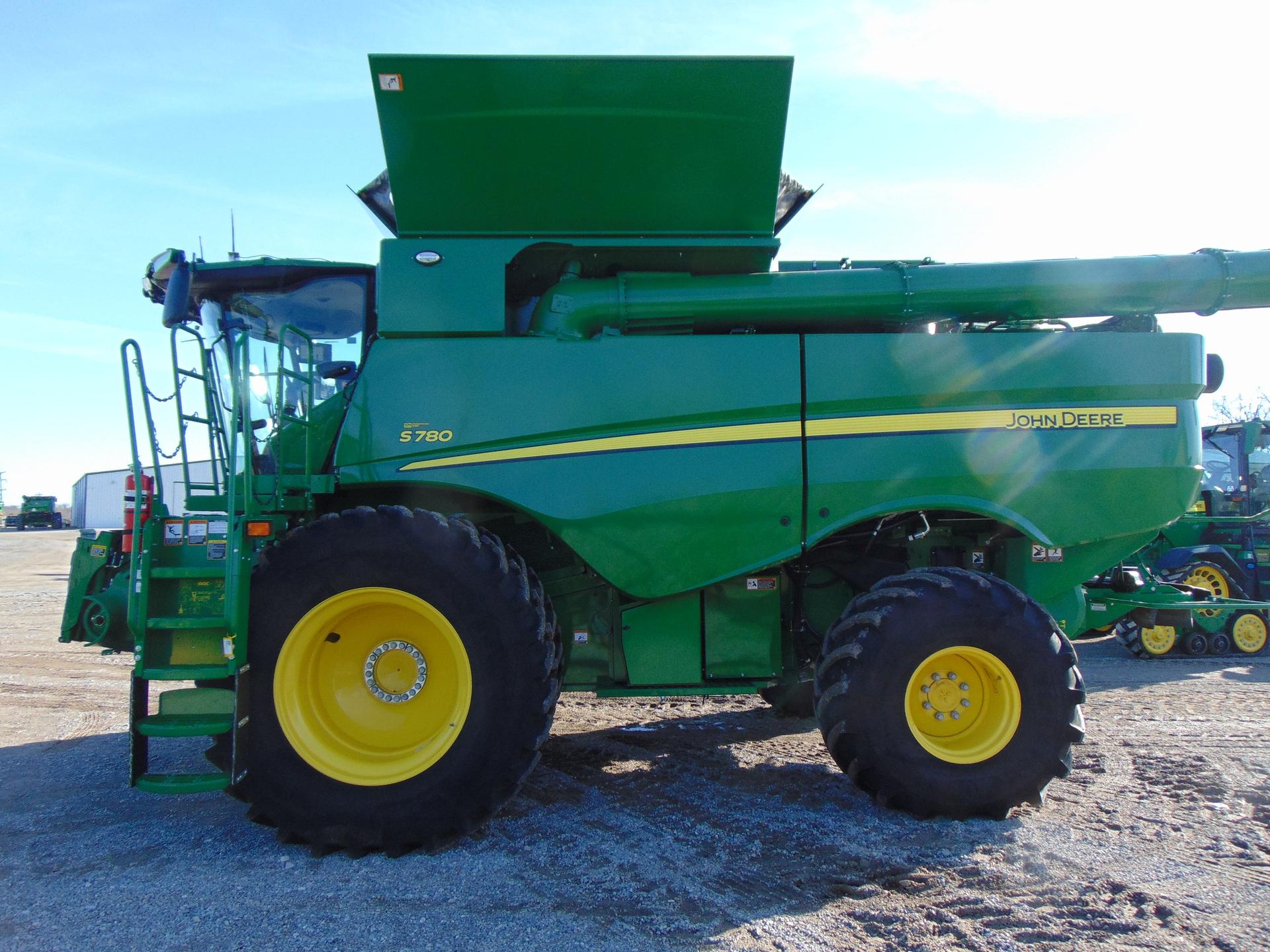2024 John Deere S780 Image