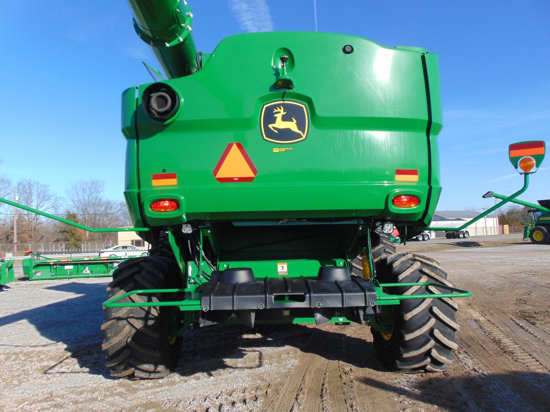 2024 John Deere S780 Image