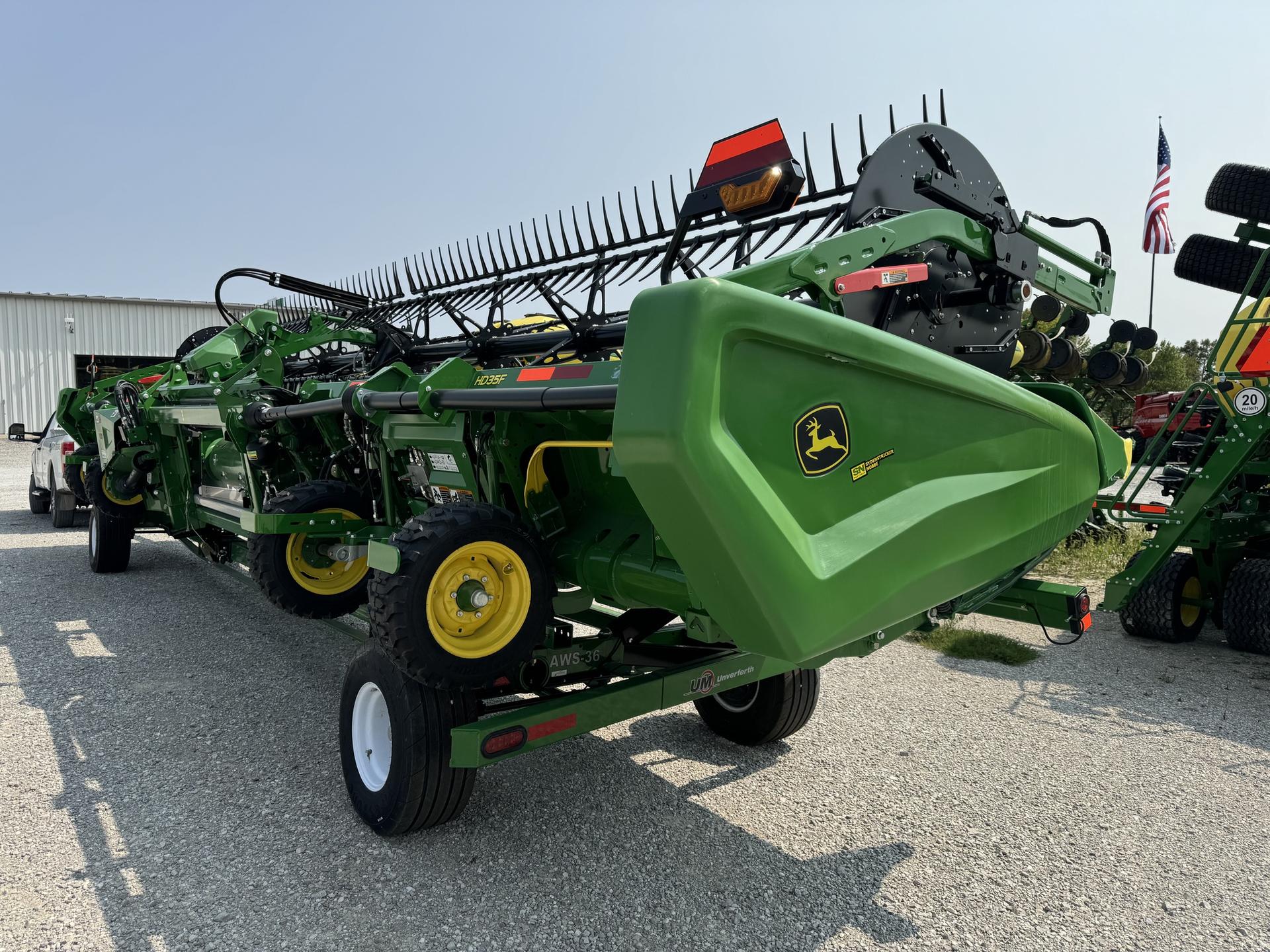 2024 John Deere HD35F Image
