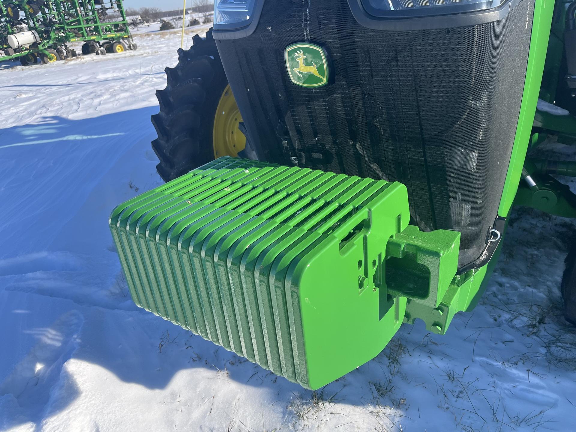 2024 John Deere 8R 340 Image