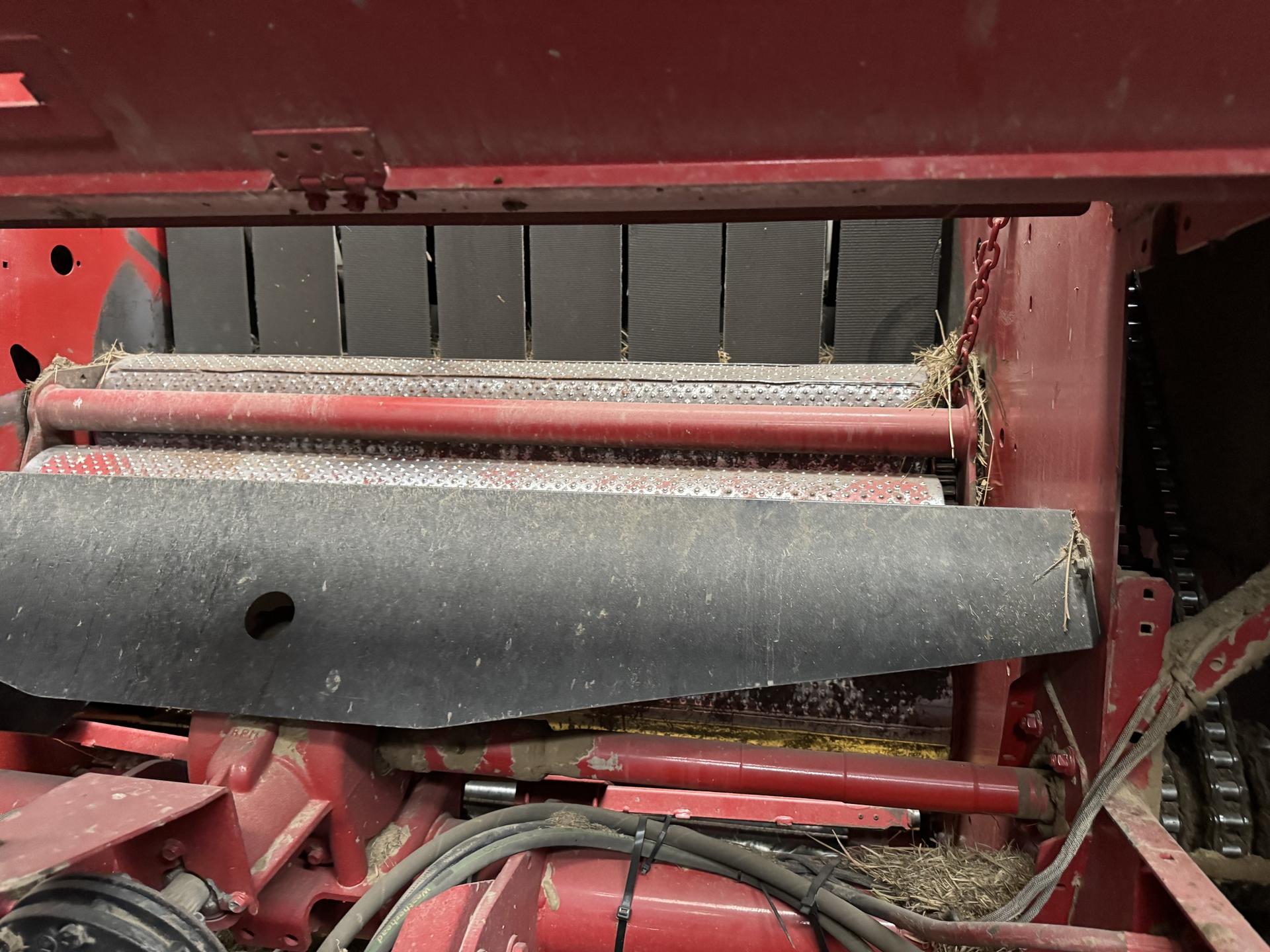 2007 New Holland BR780A Image