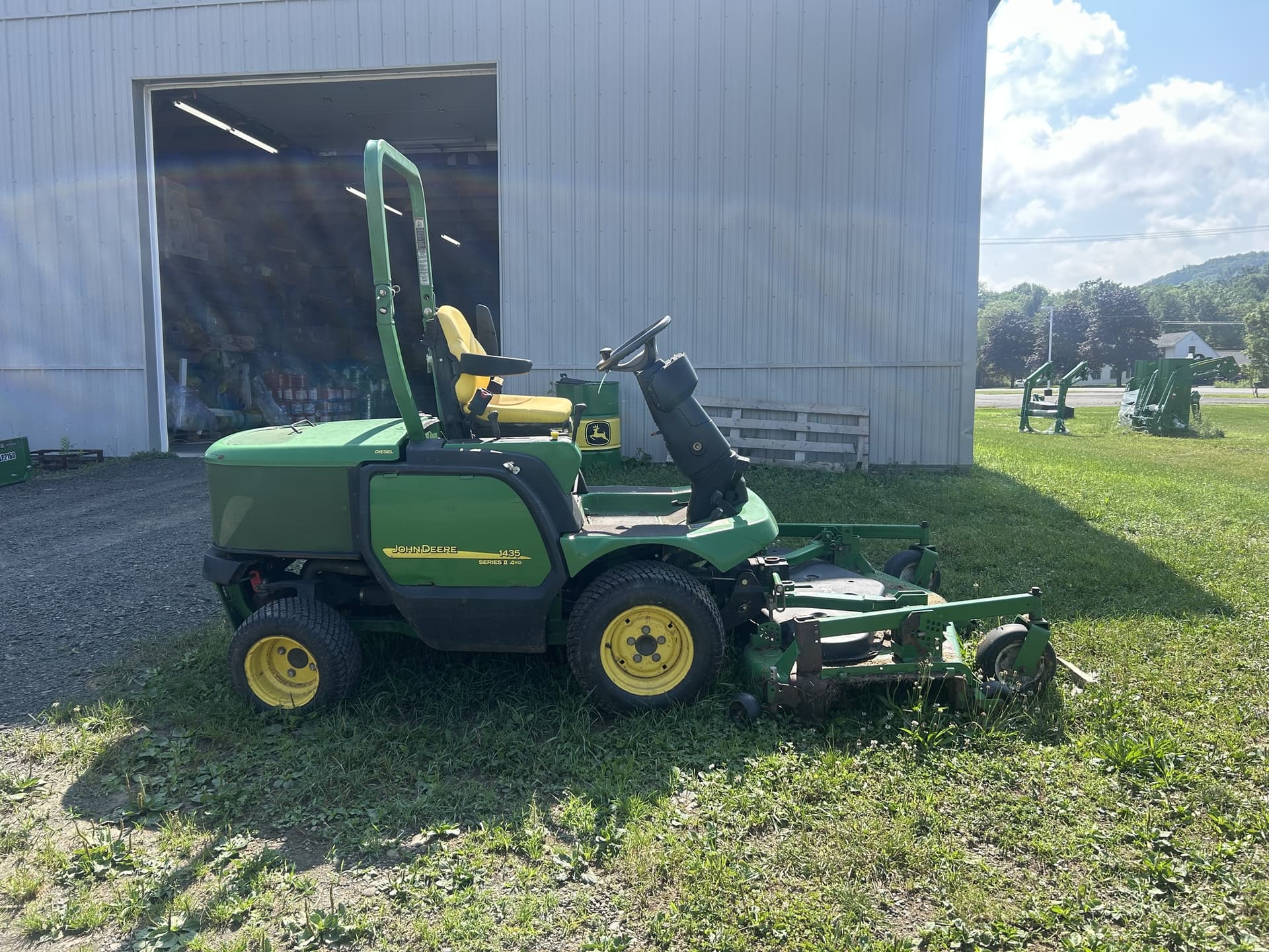 2008 John Deere 1435 Image
