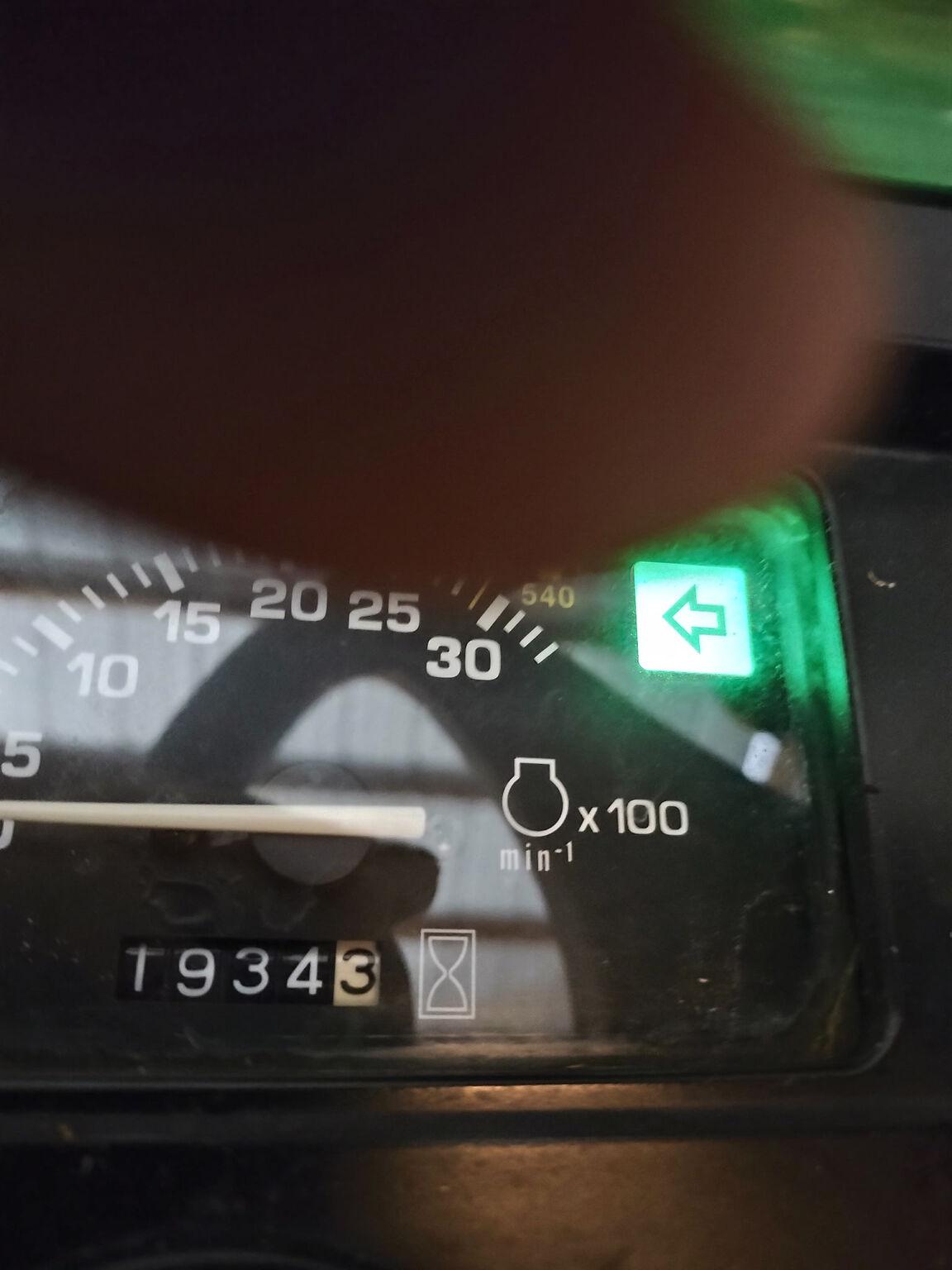 2005 John Deere 4010 Image