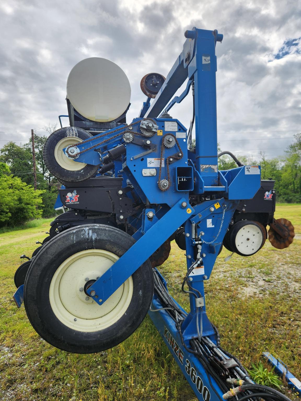2014 Kinze 3600 Image