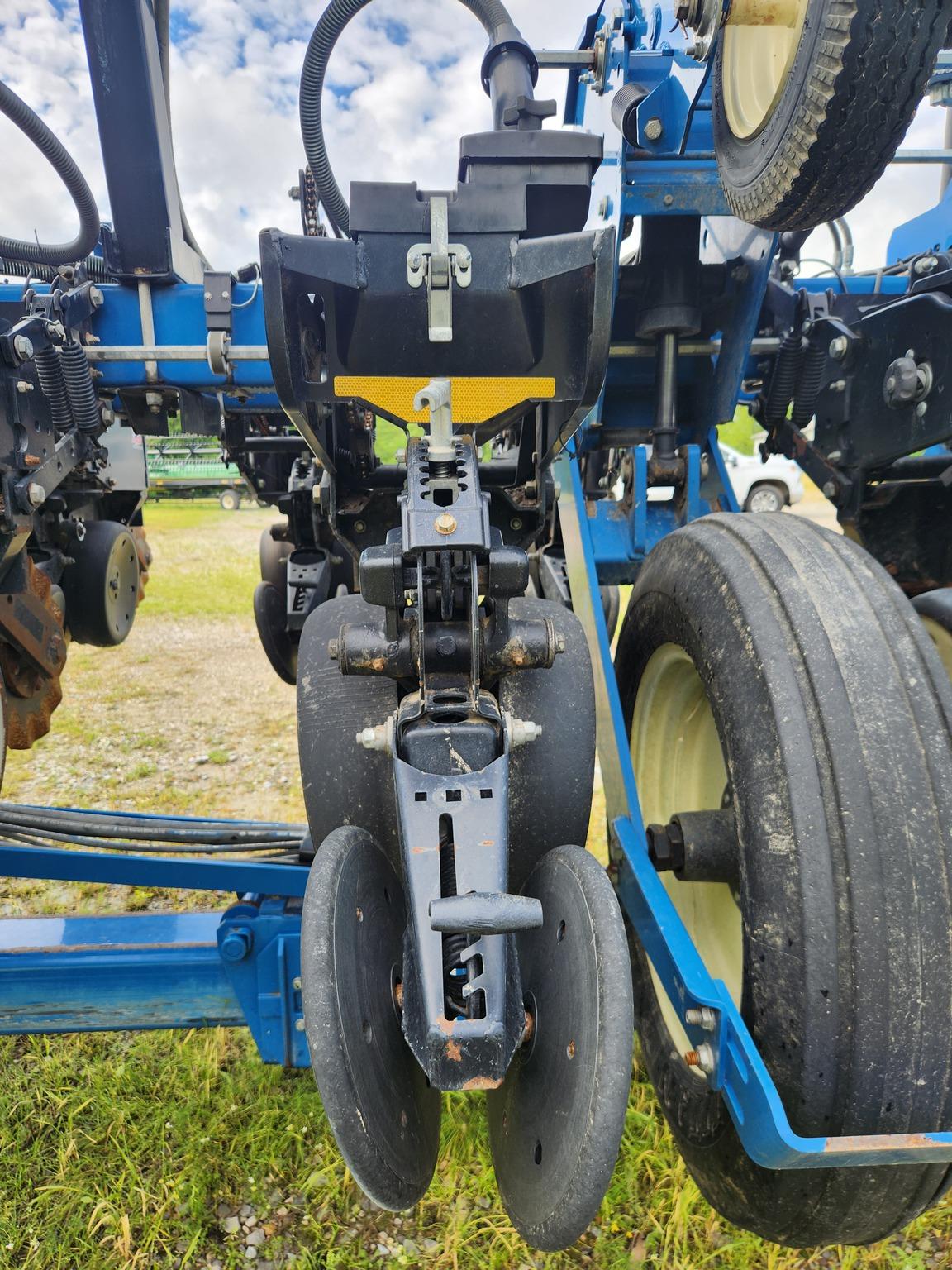2014 Kinze 3600 Image