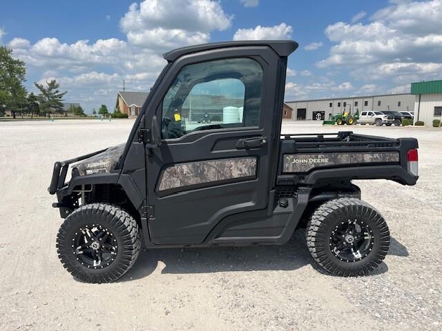 2024 John Deere XUV 835M Image