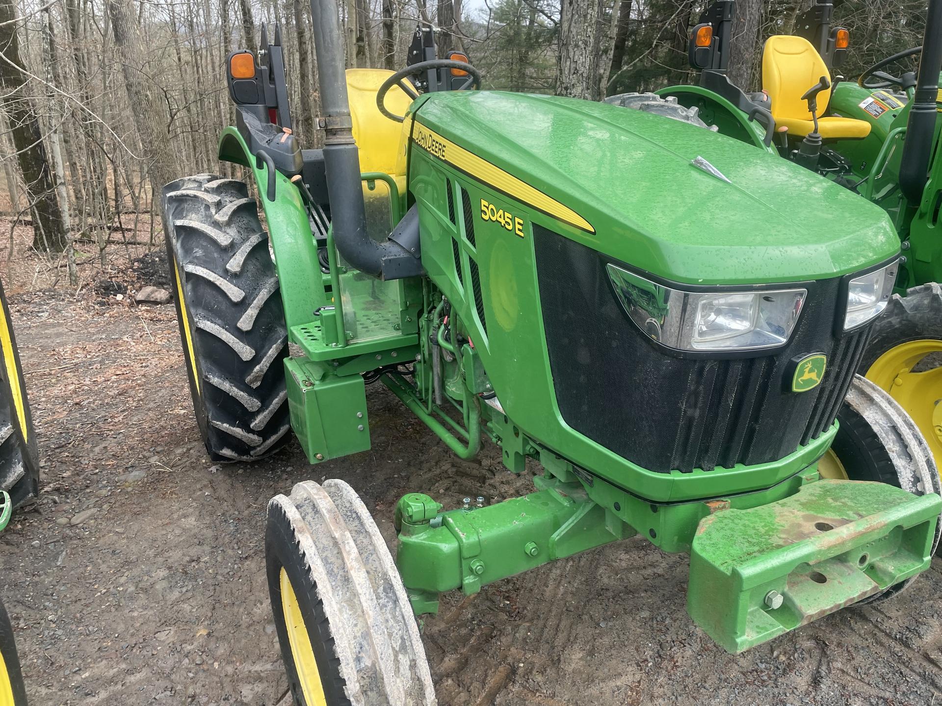 2018 John Deere 5045E Image